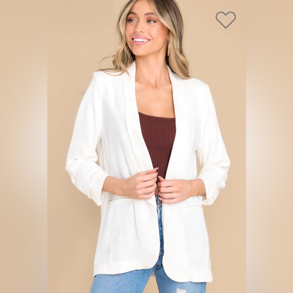 IT'S MY CALL OFF WHITE BLAZER